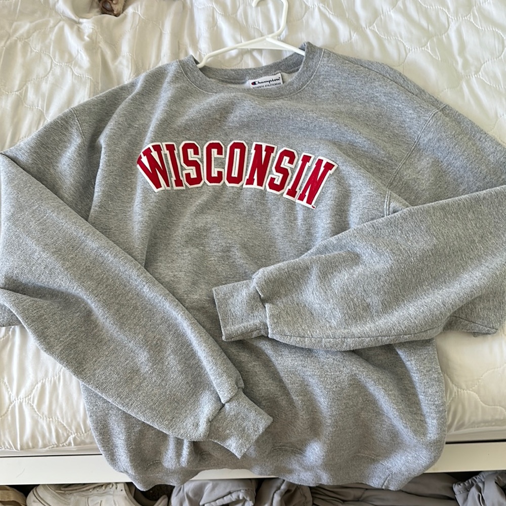 gray uw wisconsin badger crewneck